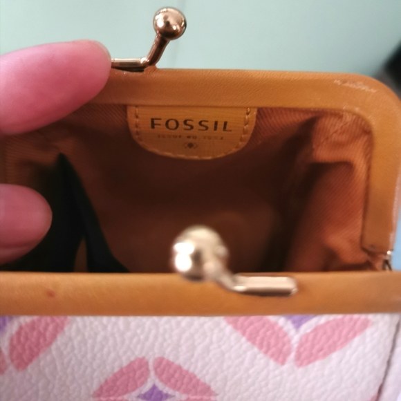 Fossil leather coin purse vintage RARE white pink and tan - Picture 5 of 6